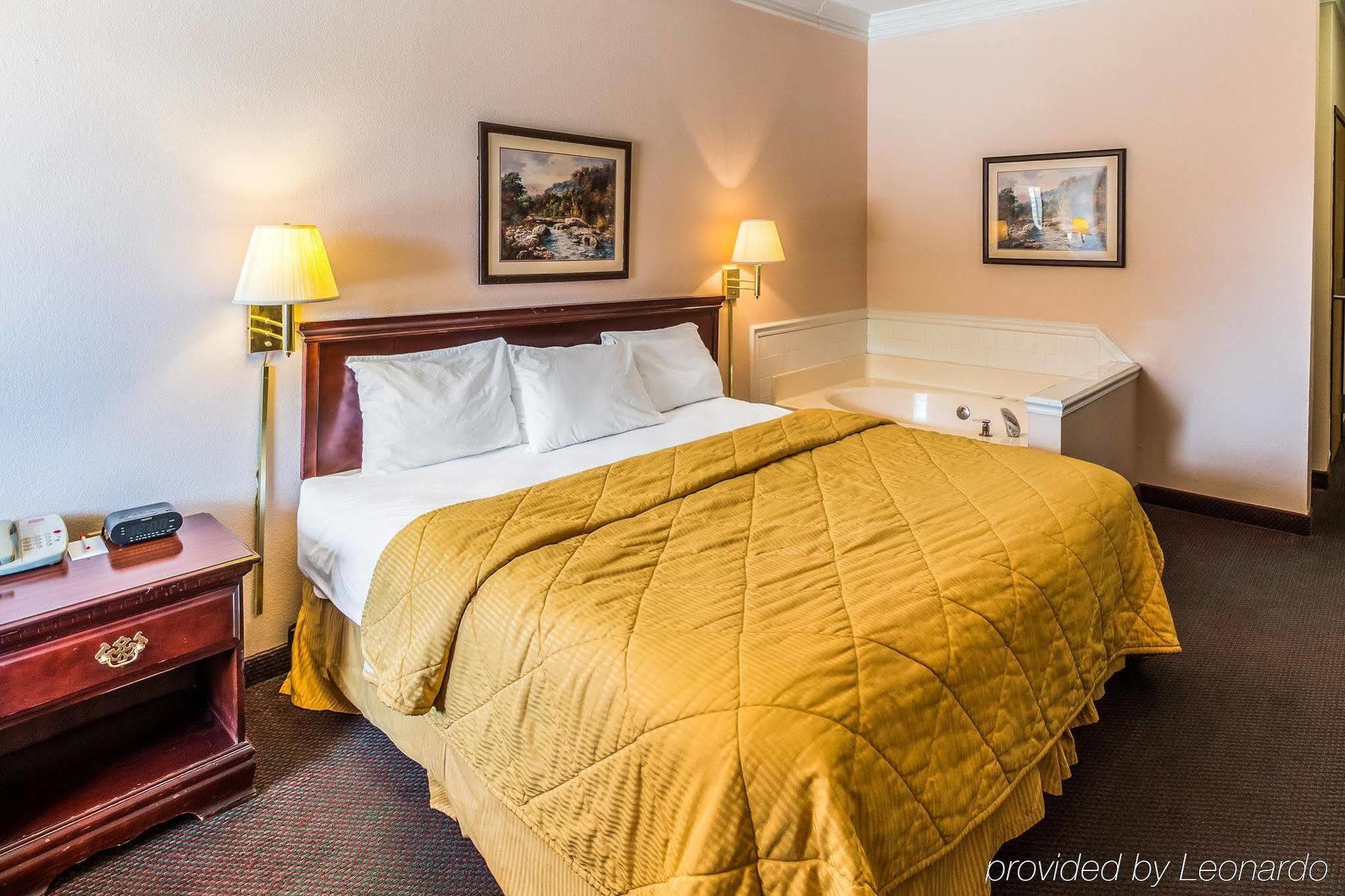 Rodeway Inn Stephenville Esterno foto