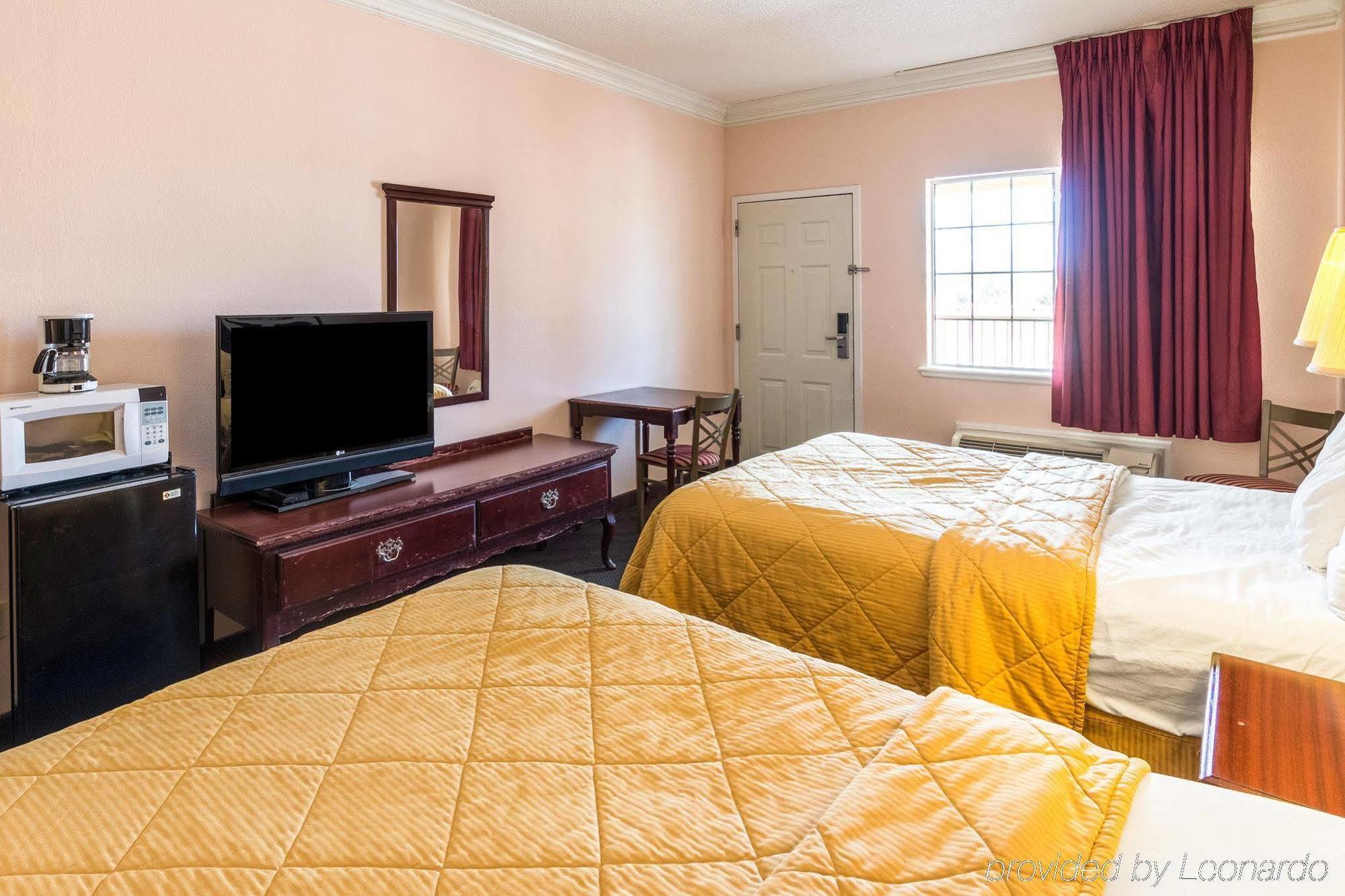 Rodeway Inn Stephenville Esterno foto
