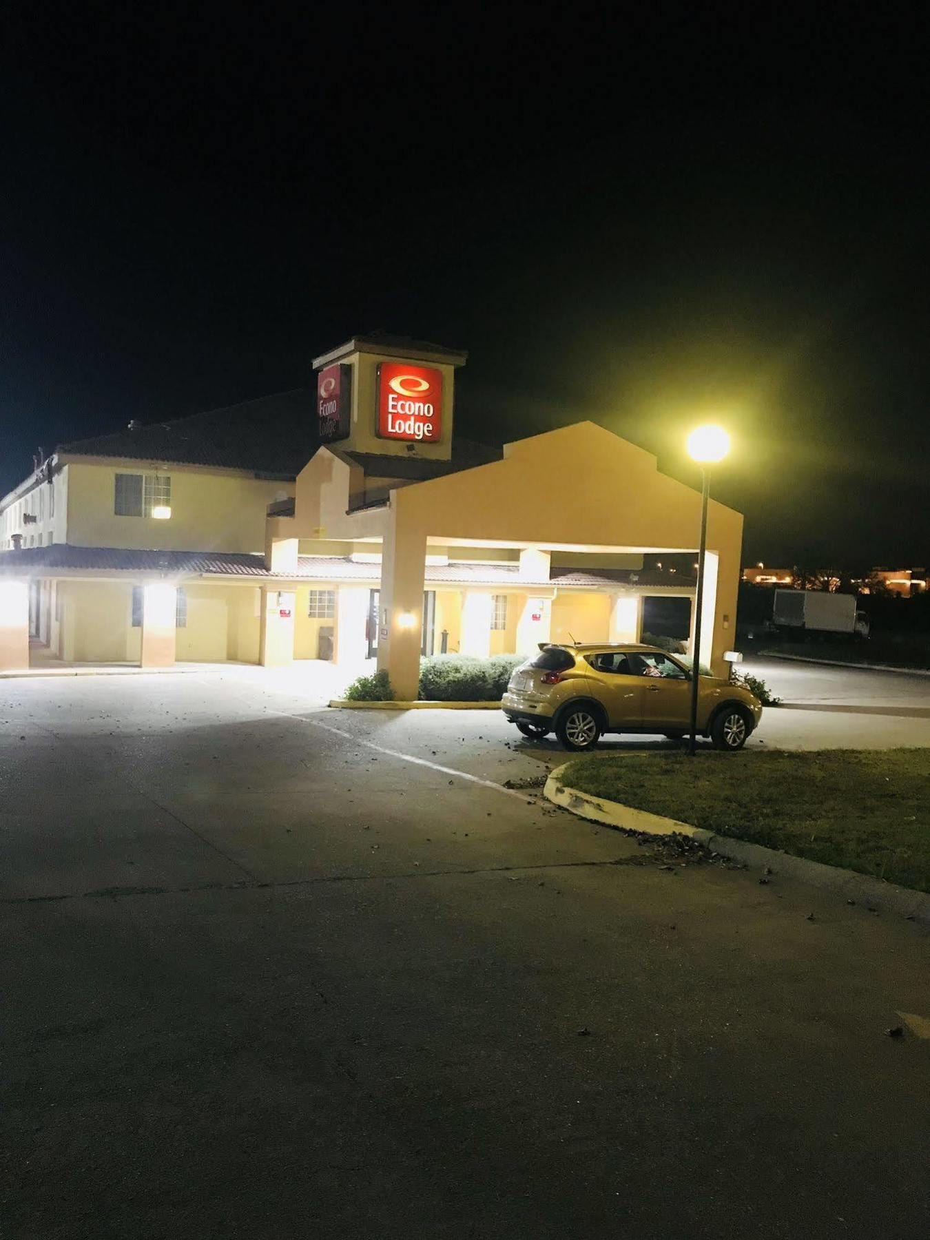 Rodeway Inn Stephenville Esterno foto